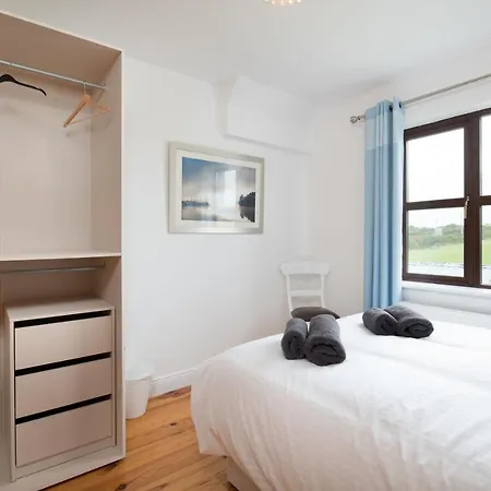 Ceol Na Mara, On Sea, Wexford - 5 Bedrooms - Sleeps 9 * Fethard on Sea